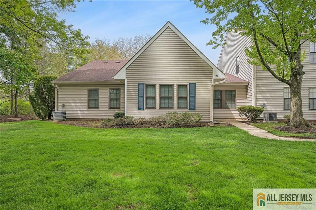 Photo 1 of 41 — 171 Wycoff Way 171, East Brunswick, NJ 08816