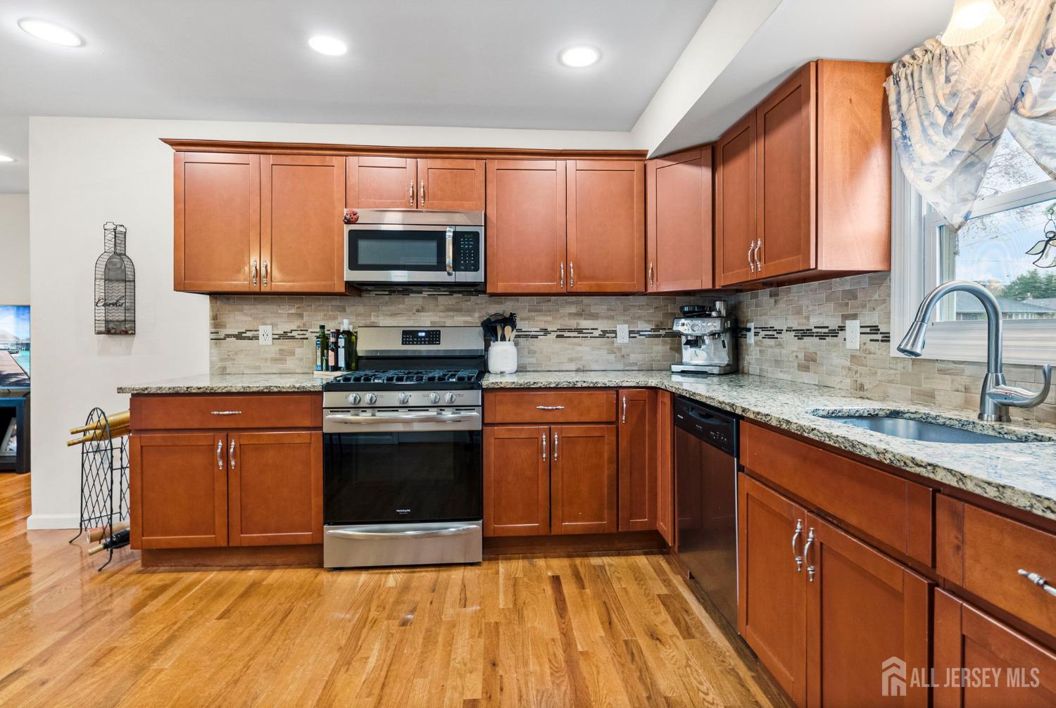 206 Redding Avenue, South Plainfield, New Jersey image 12