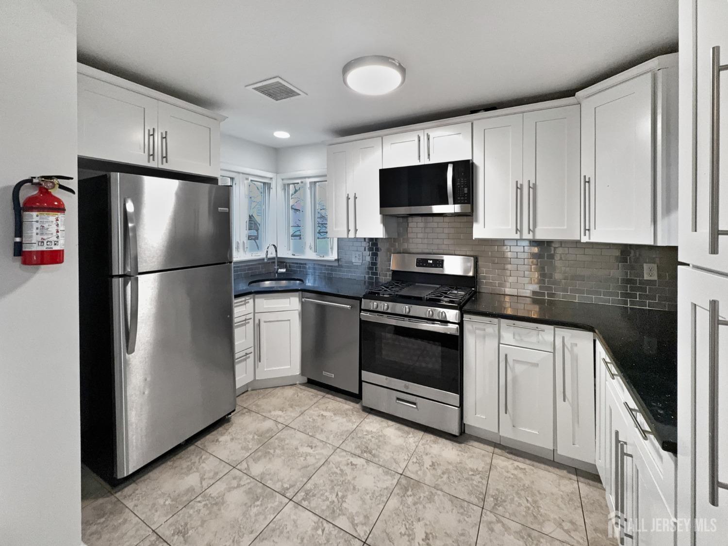 149 Jefferson Street, Metuchen, New Jersey image 6