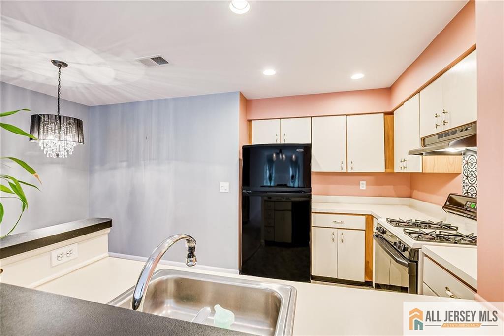 331 Cozzens Court #331, East Brunswick, New Jersey image 11