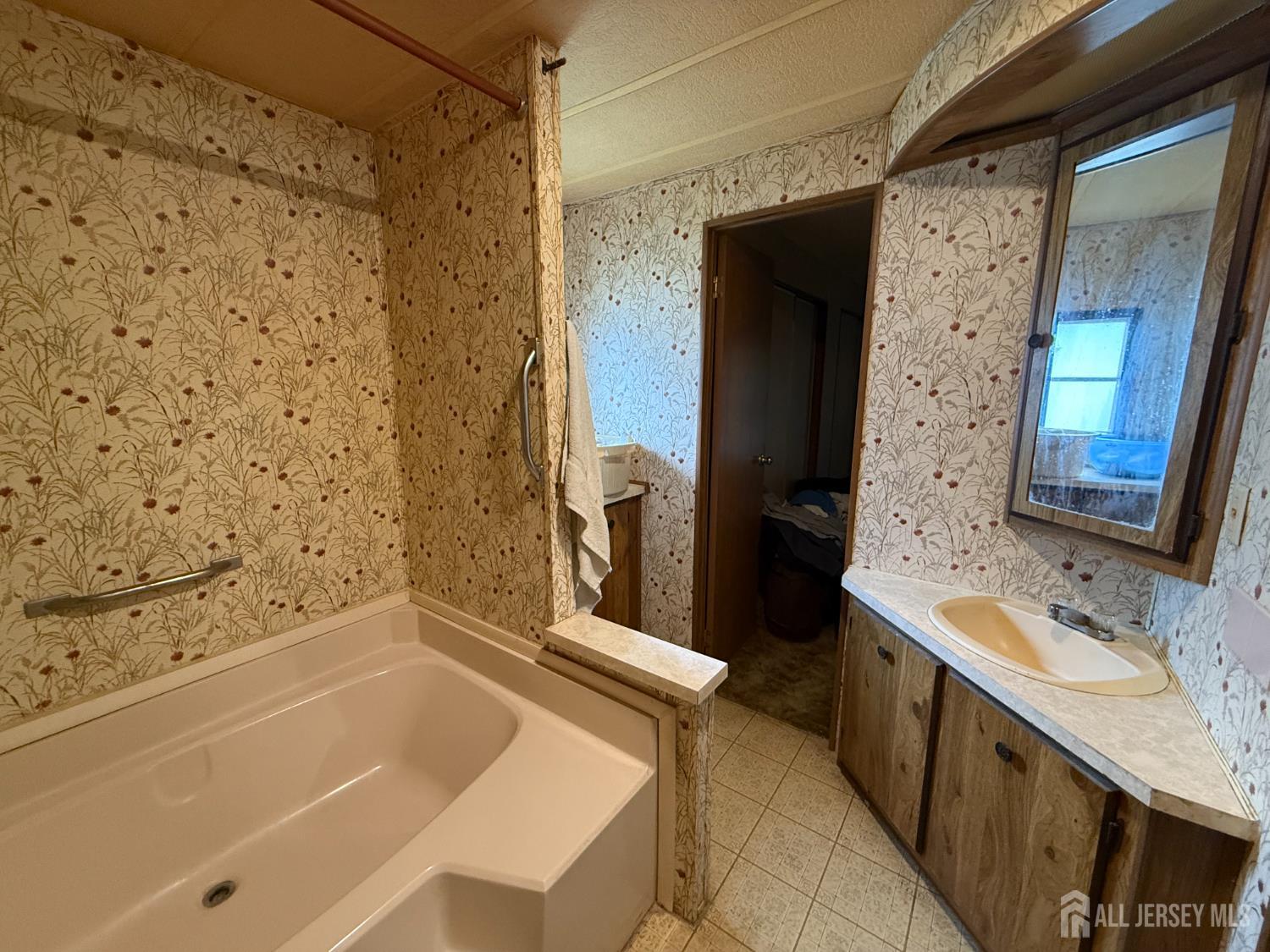 1 Deer Brook Boulevard, North Brunswick, New Jersey image 11