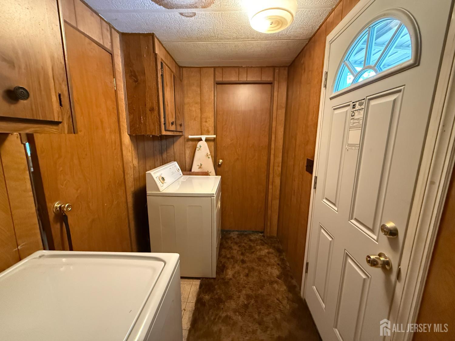 1 Deer Brook Boulevard, North Brunswick, New Jersey image 13