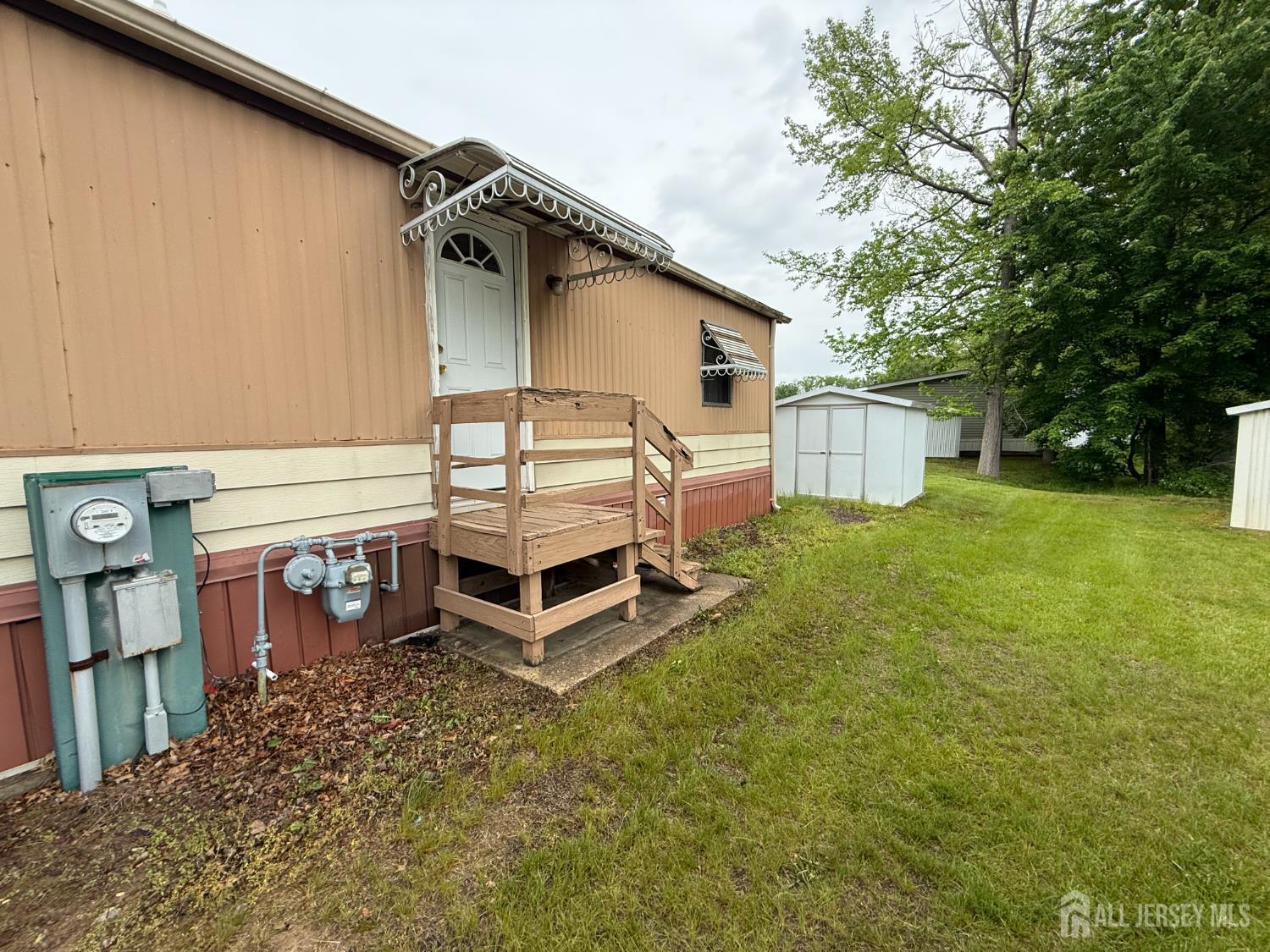 1 Deer Brook Boulevard, North Brunswick, New Jersey image 15