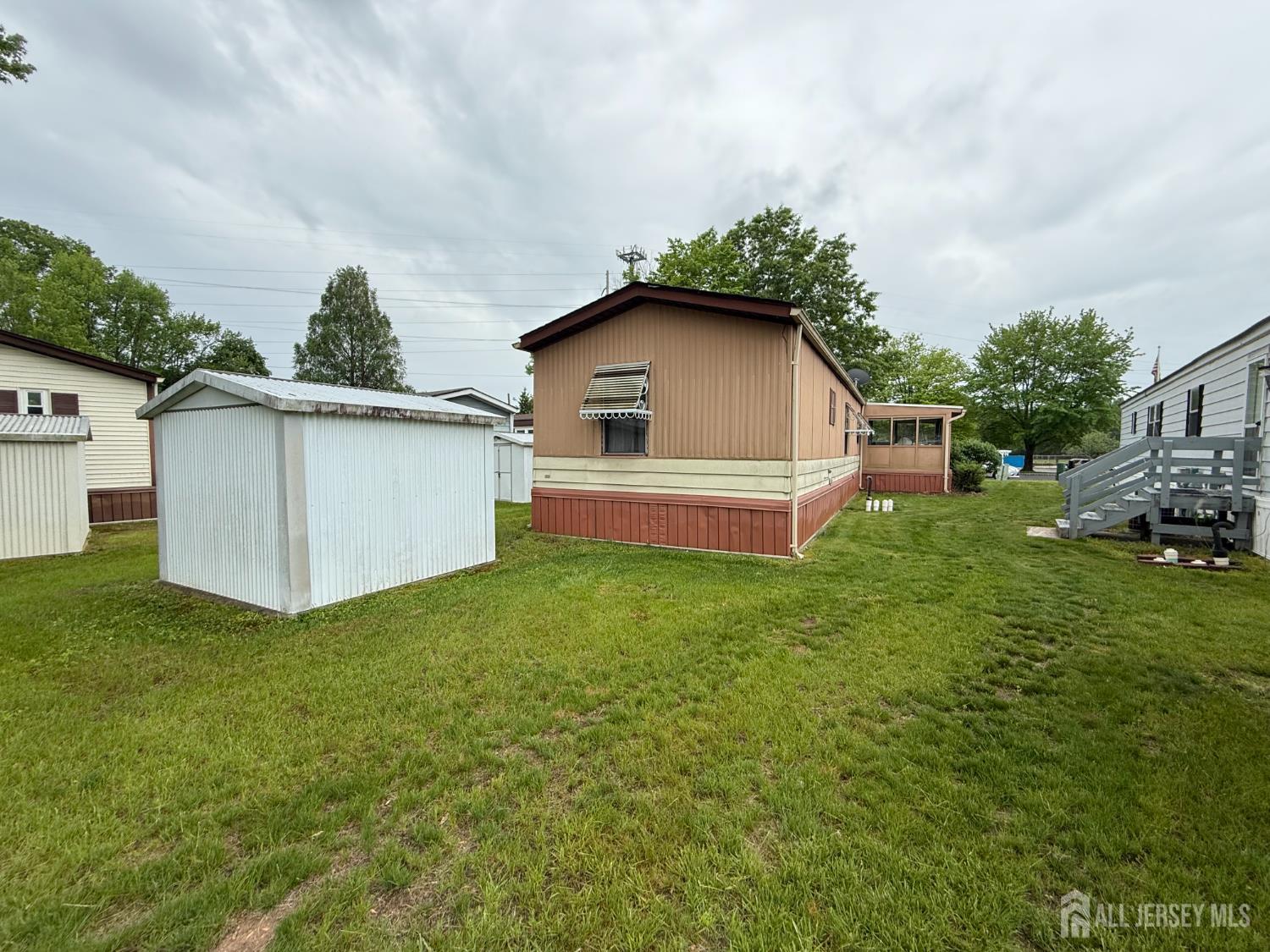 1 Deer Brook Boulevard, North Brunswick, New Jersey image 16