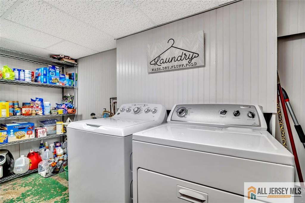 77 Sharon Avenue, Edison, New Jersey image 21