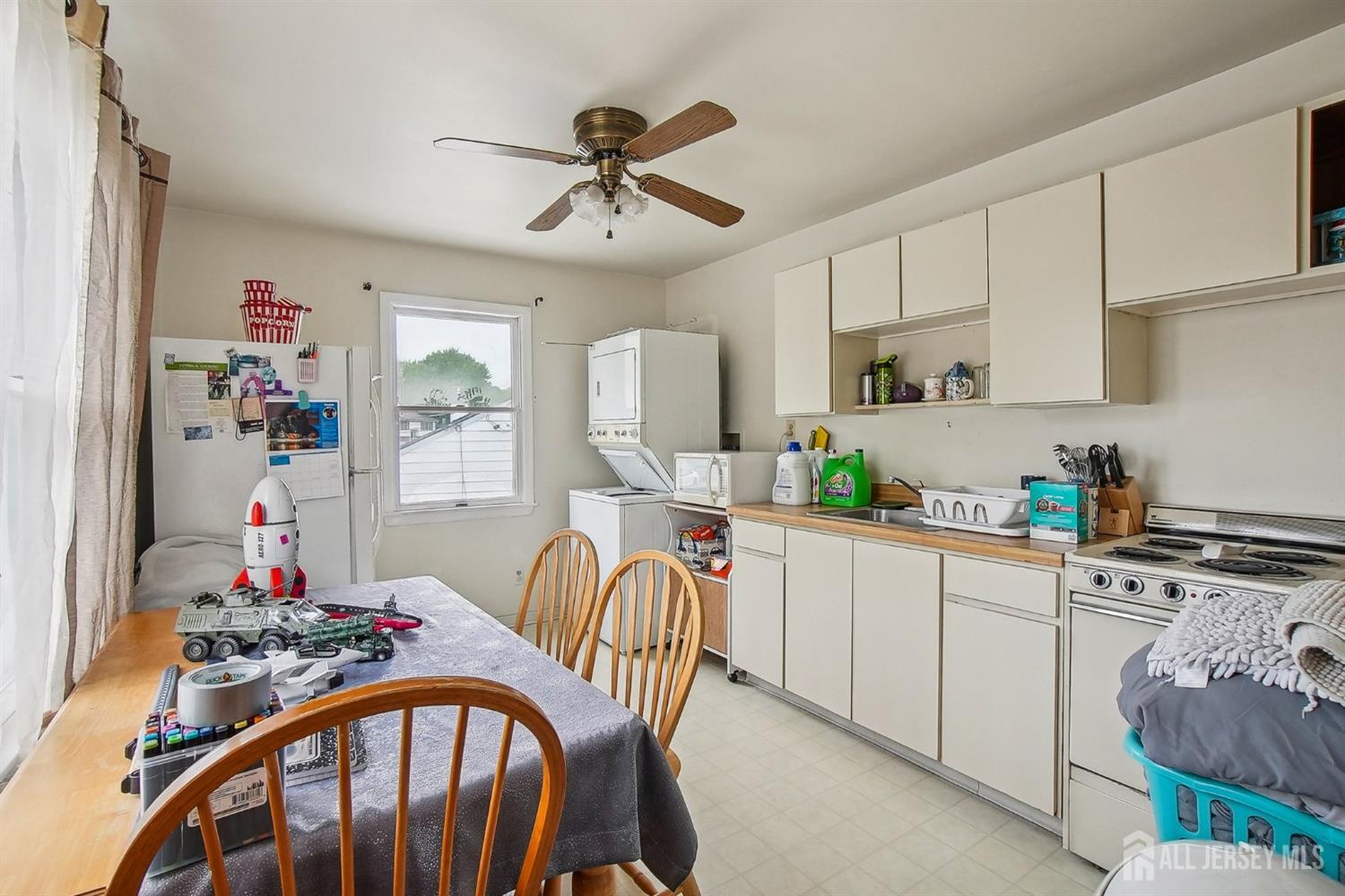 30 Kenmore Road, Edison, New Jersey image 12
