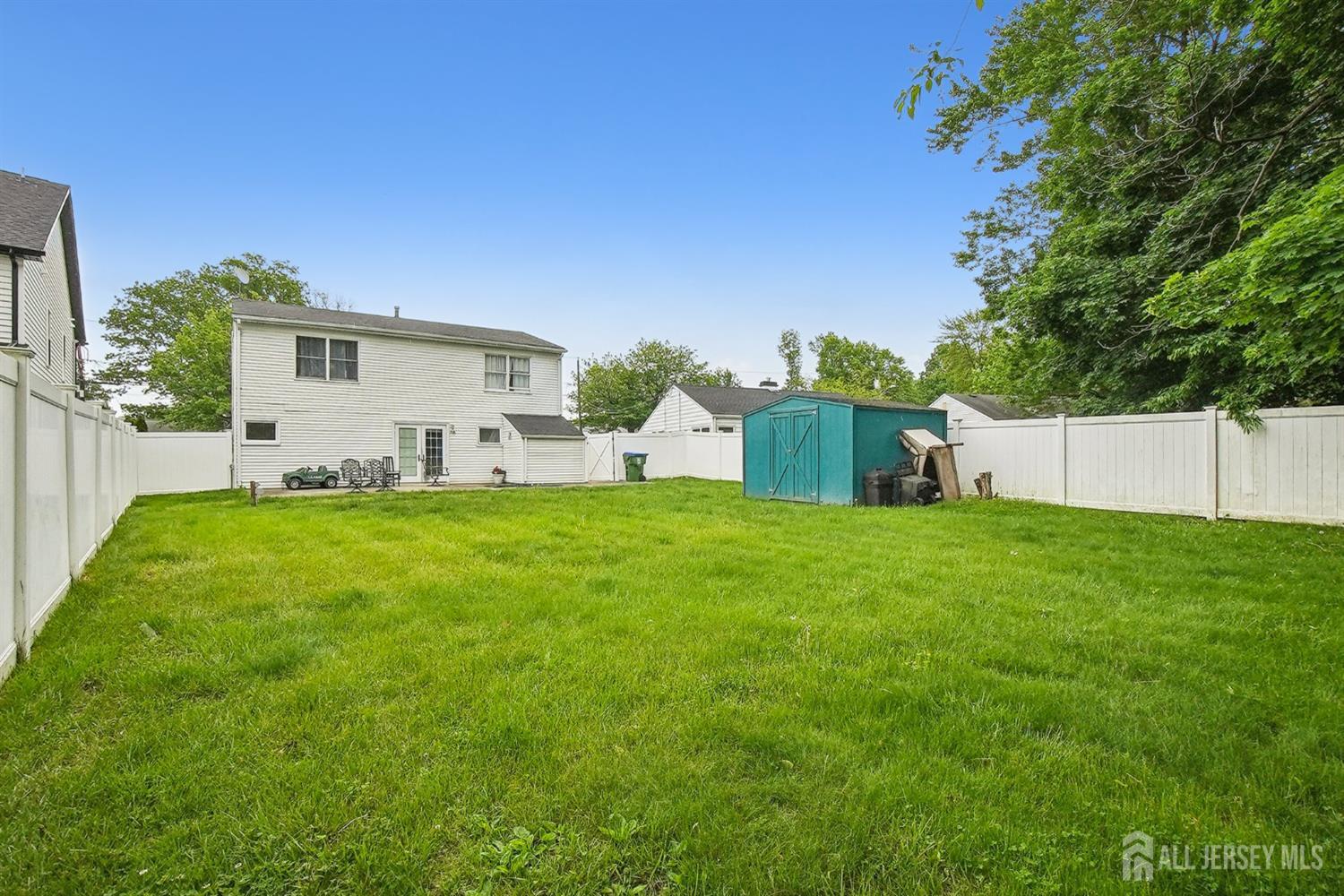 30 Kenmore Road, Edison, New Jersey image 25