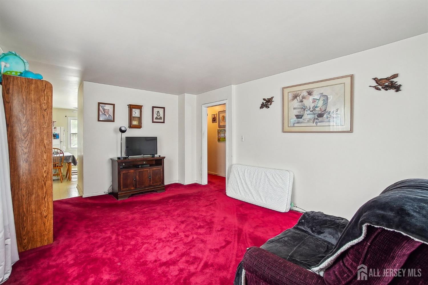 30 Kenmore Road, Edison, New Jersey image 14