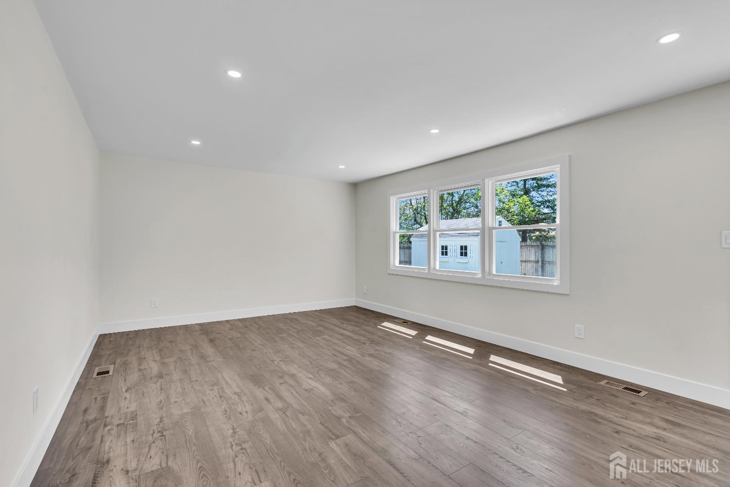 18 Heritage Drive, Edison, New Jersey image 27