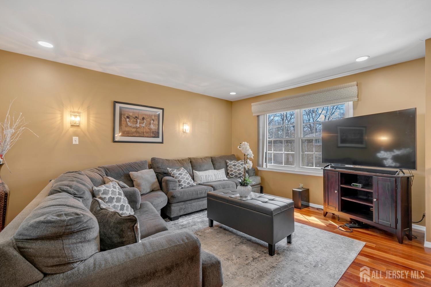 305 High Street, Dunellen, New Jersey image 21