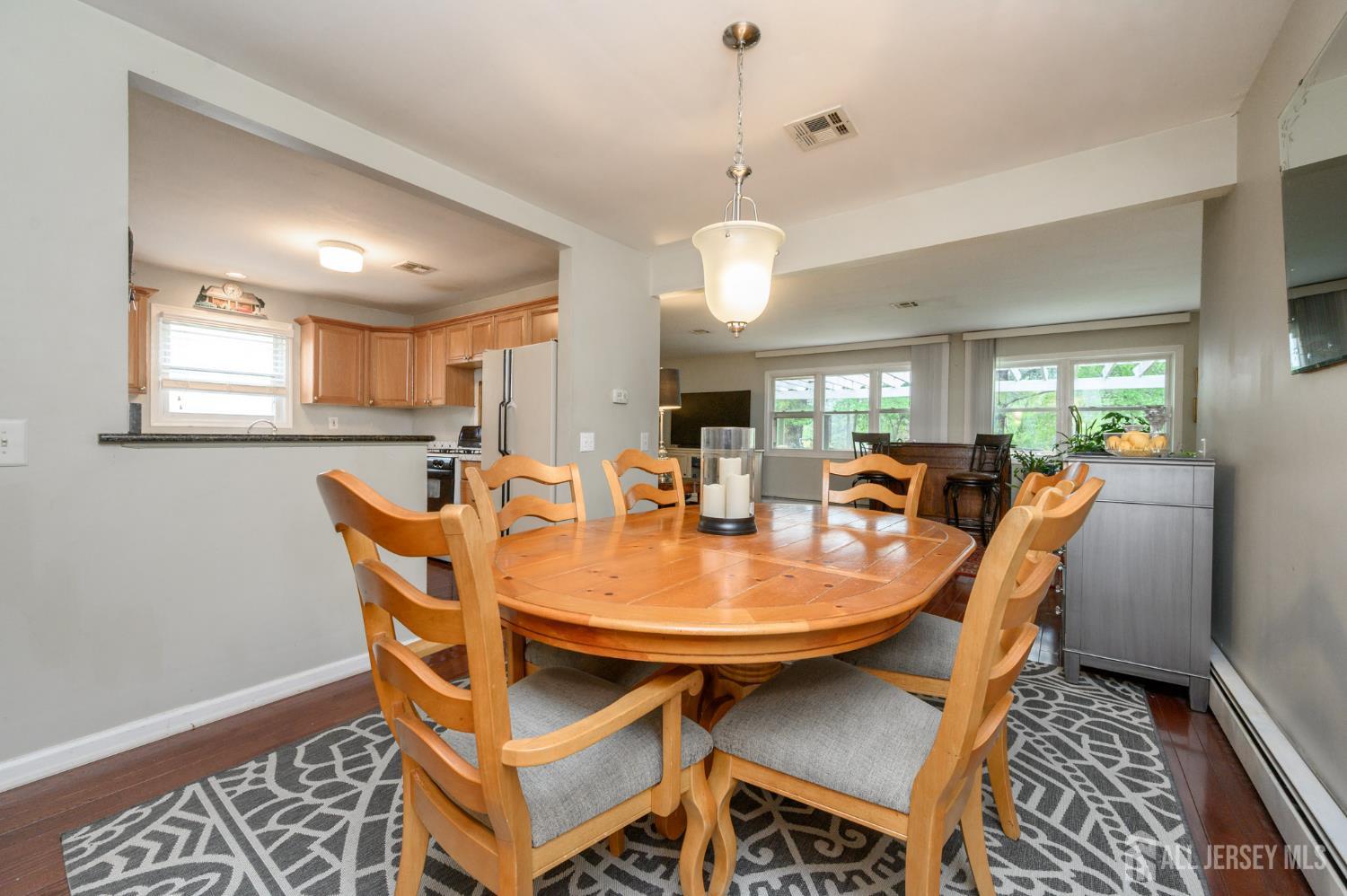 87 Chesterfield Lane