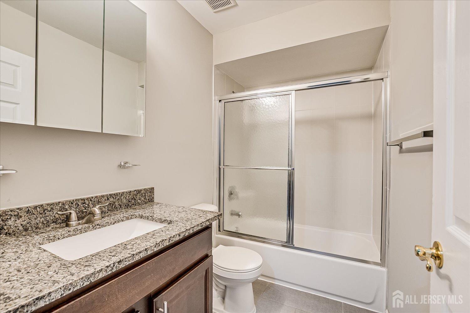 922 Thomas Avenue, North Brunswick, New Jersey image 29