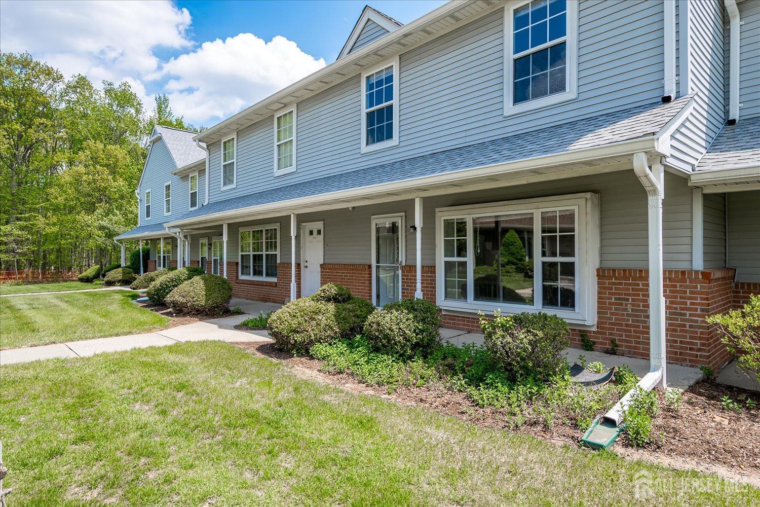 922 Thomas Avenue, North Brunswick, New Jersey image 1