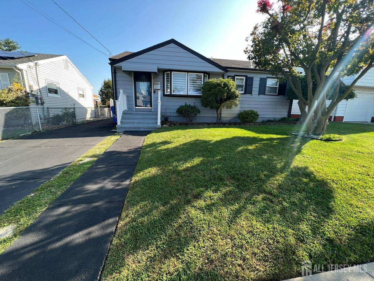 View Hopelawn, NJ 08861 house