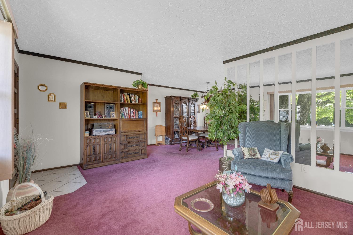 92 Maplewood Avenue, Edison, New Jersey image 8
