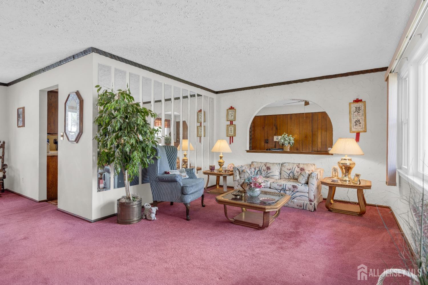 92 Maplewood Avenue, Edison, New Jersey image 6
