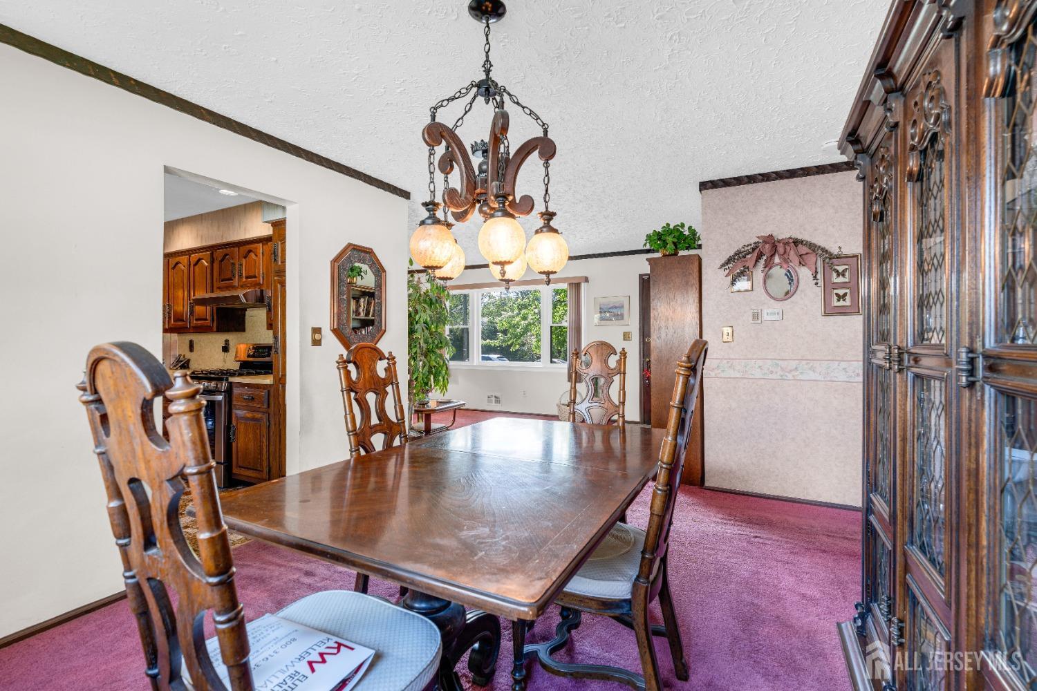 92 Maplewood Avenue, Edison, New Jersey image 21
