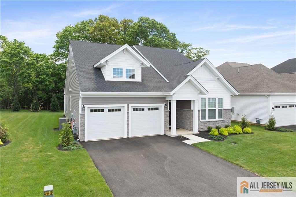 55 Longwood Drive, Monroe Township, New Jersey image 2