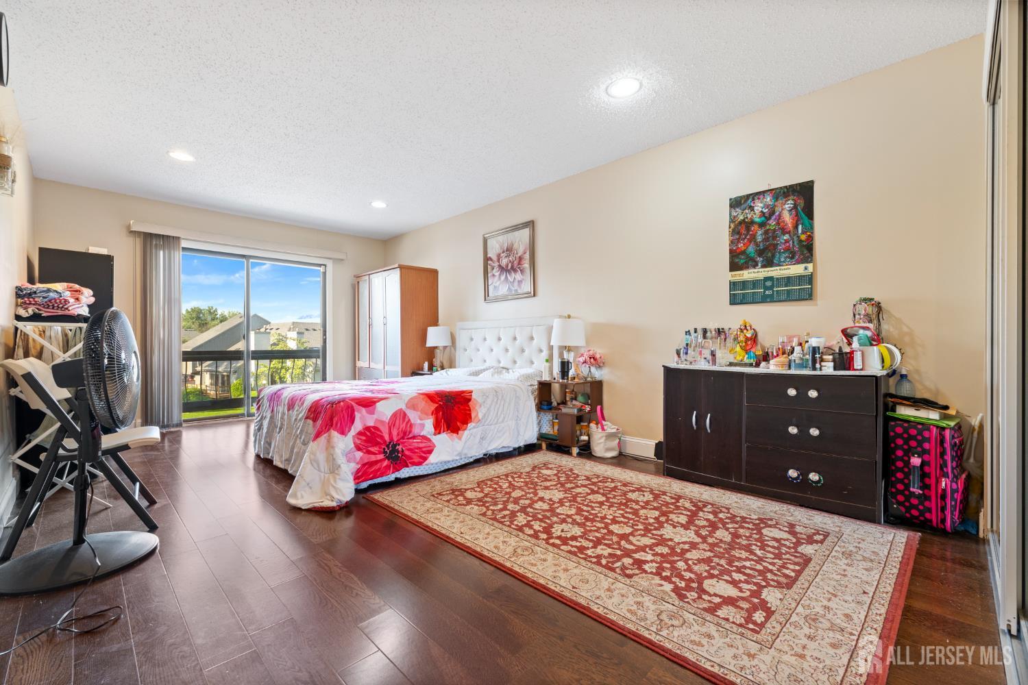 183 Linda Lane, Edison, New Jersey image 29