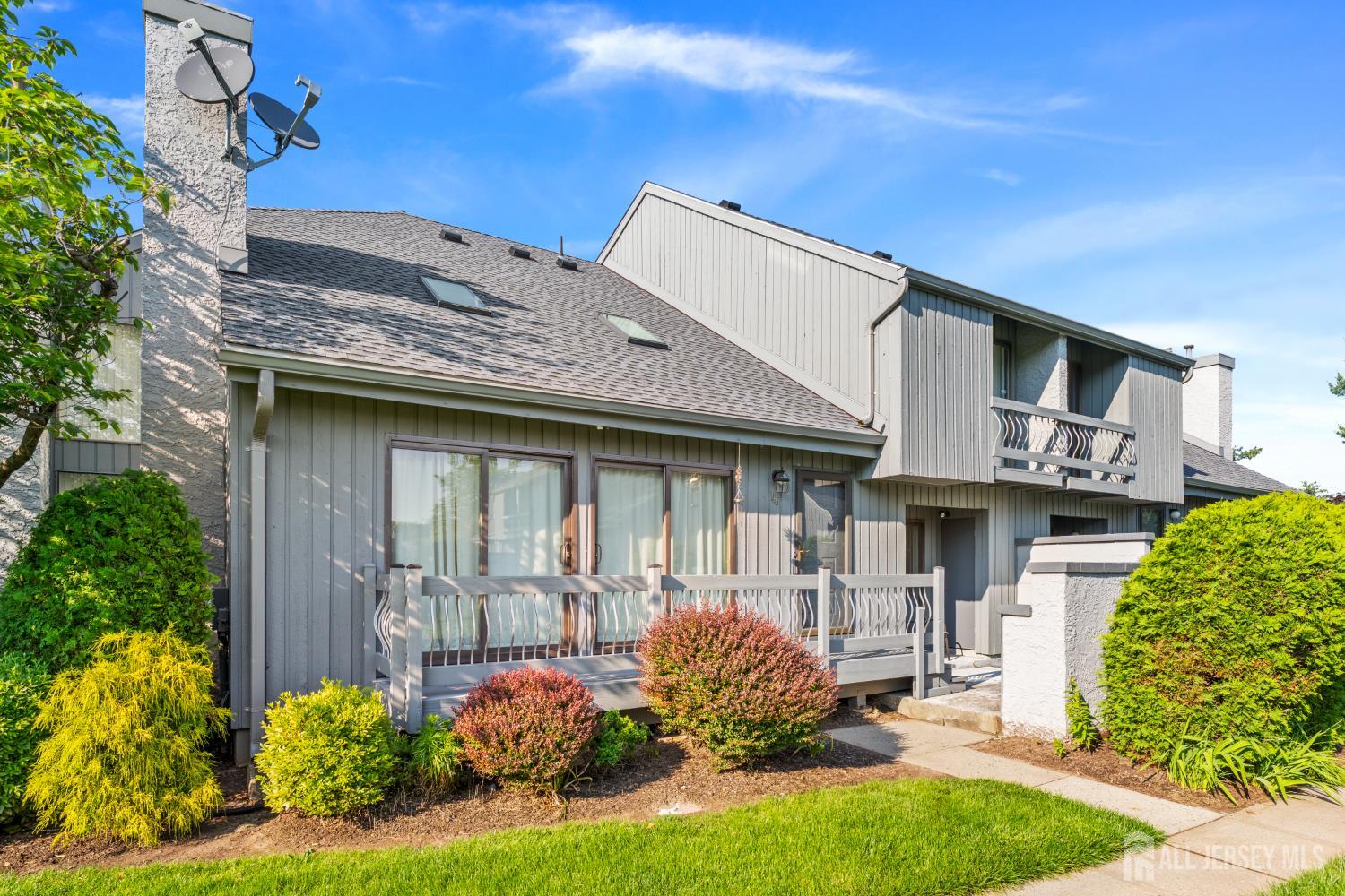 183 Linda Lane, Edison, New Jersey image 1