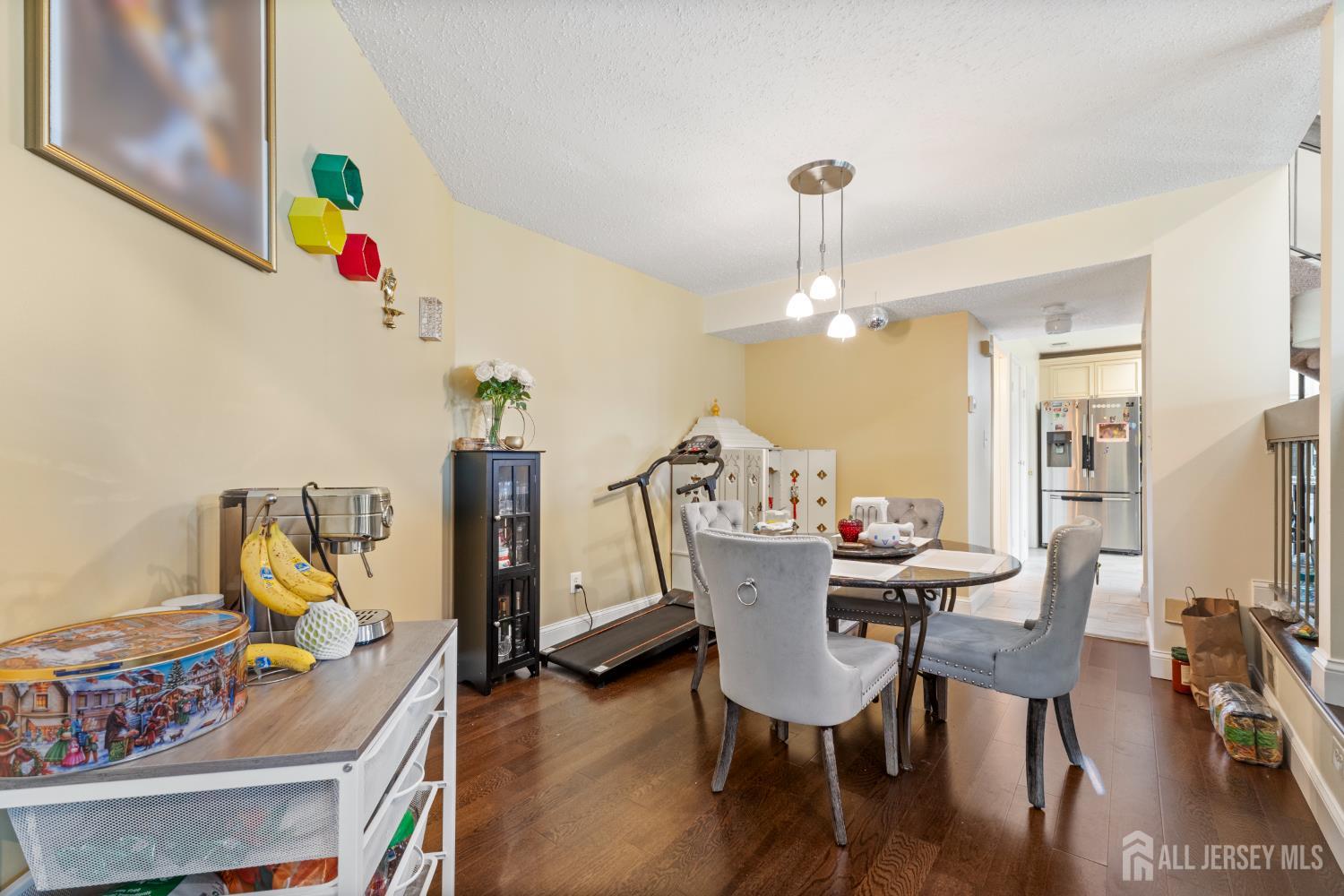 183 Linda Lane, Edison, New Jersey image 13