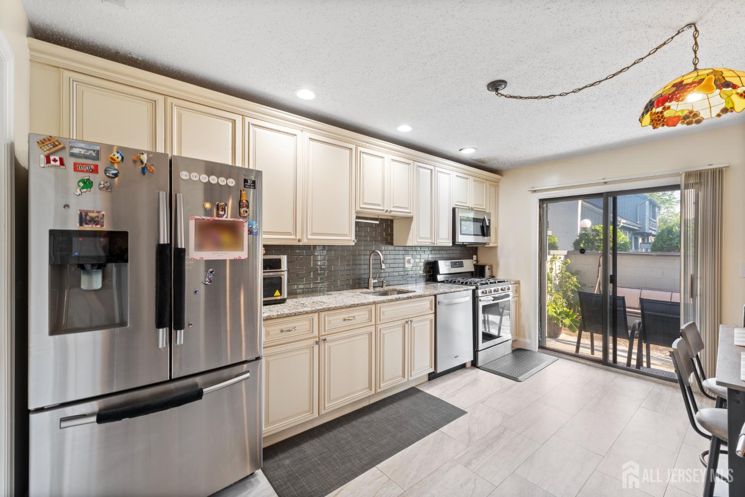 183 Linda Lane, Edison, New Jersey image 17