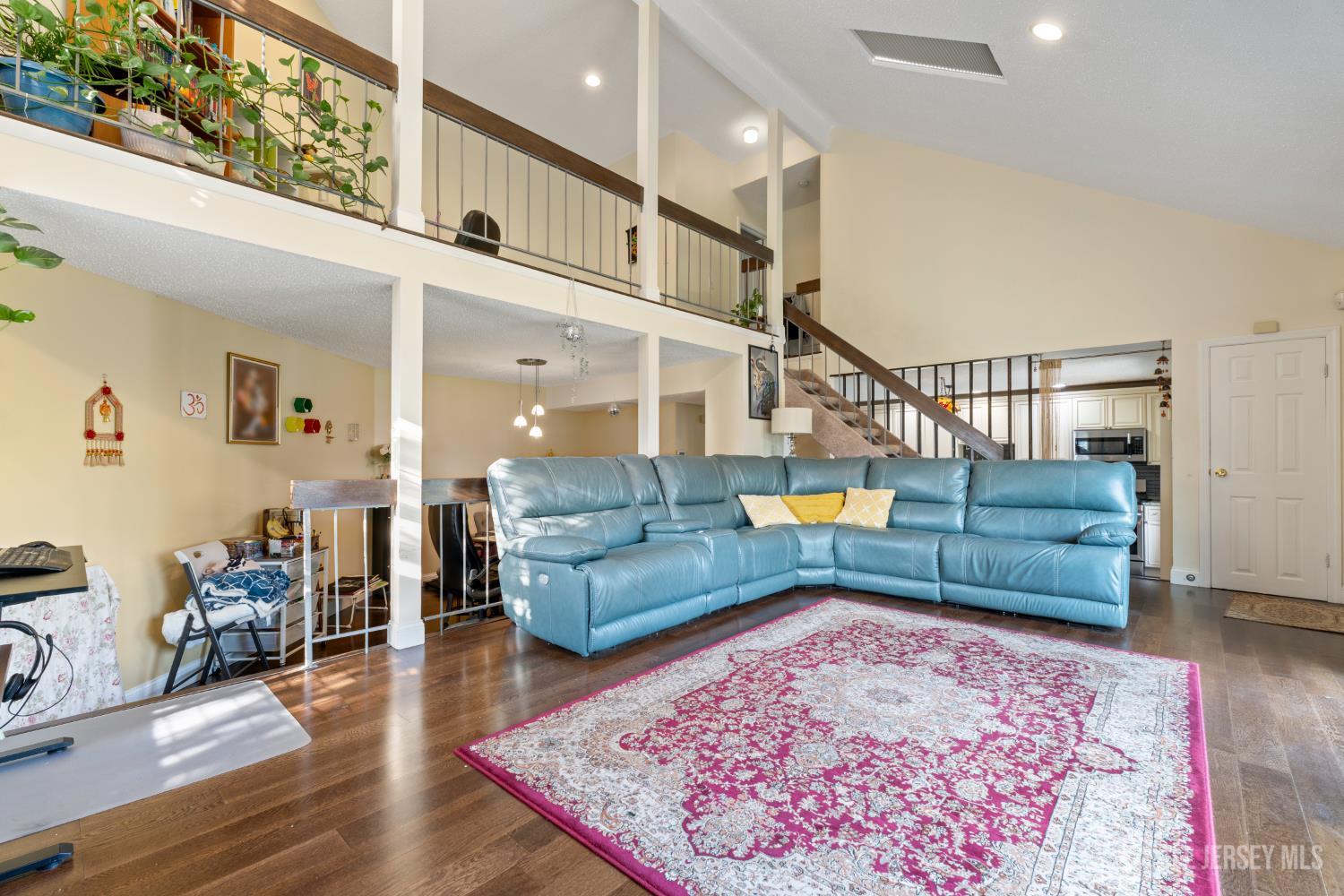 183 Linda Lane, Edison, New Jersey image 5