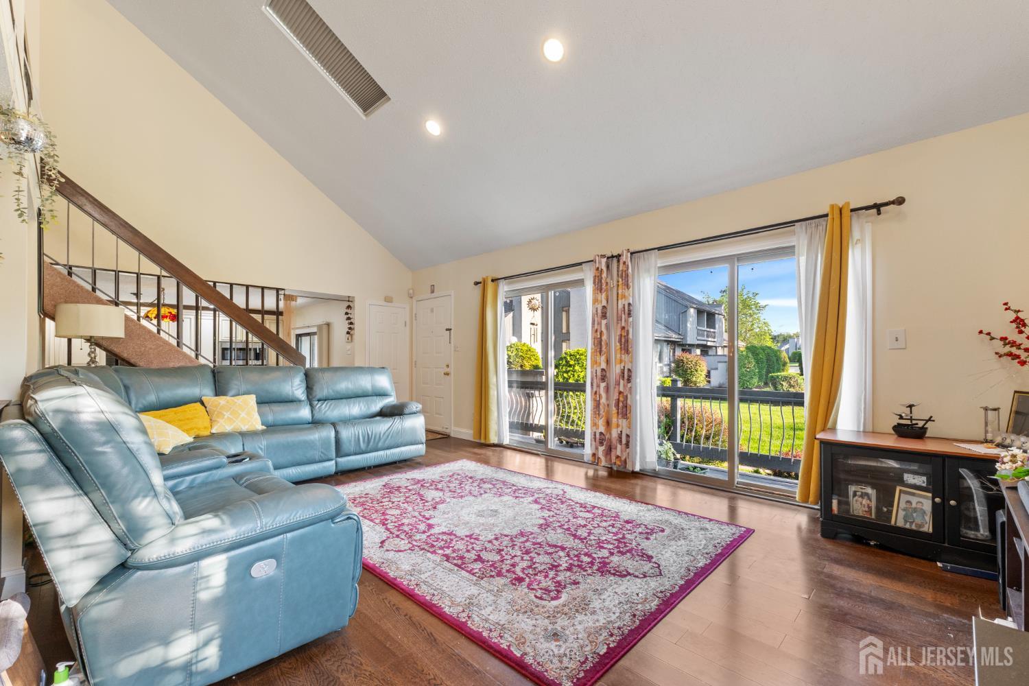 183 Linda Lane, Edison, New Jersey image 6