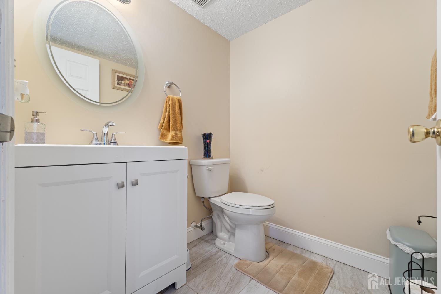 183 Linda Lane, Edison, New Jersey image 20