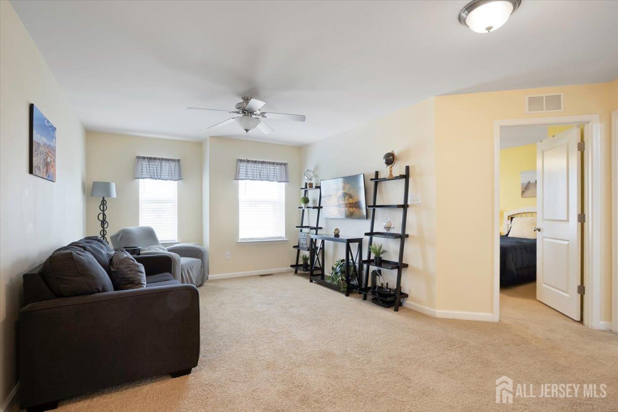 33 Savannah Drive, Barnegat, New Jersey image 16