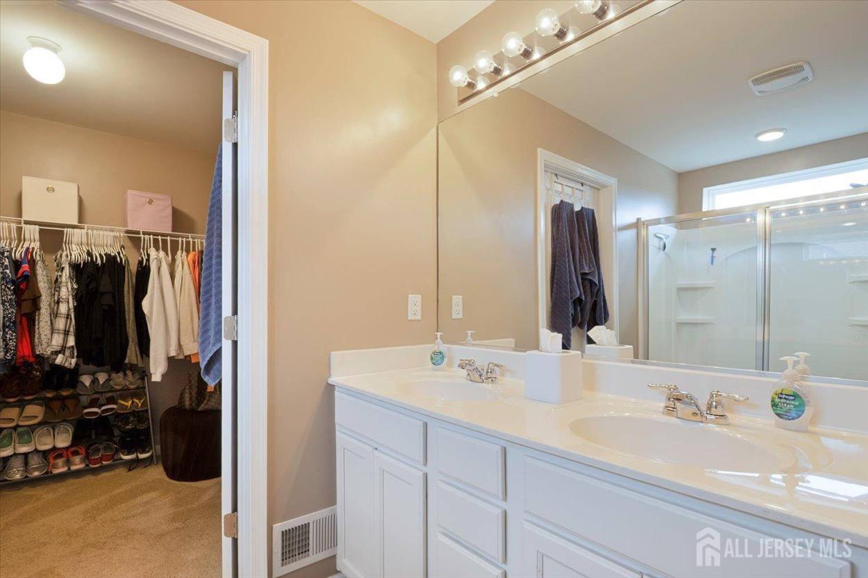 33 Savannah Drive, Barnegat, New Jersey image 19