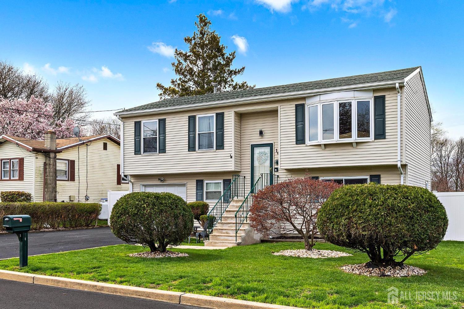 108 Arlington Avenue, Aberdeen, New Jersey image 2