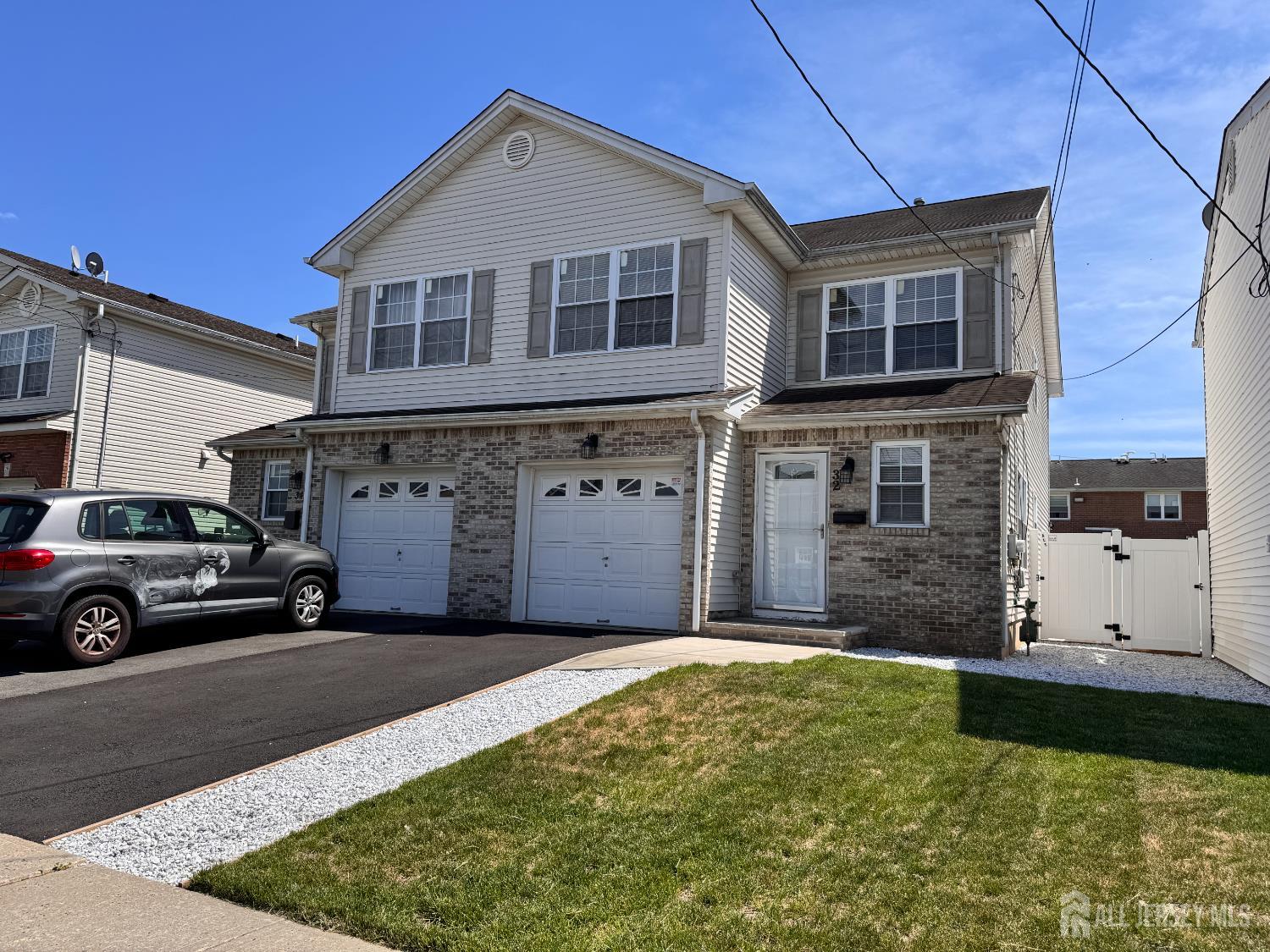 32 Mercer Street, Carteret, New Jersey image 1