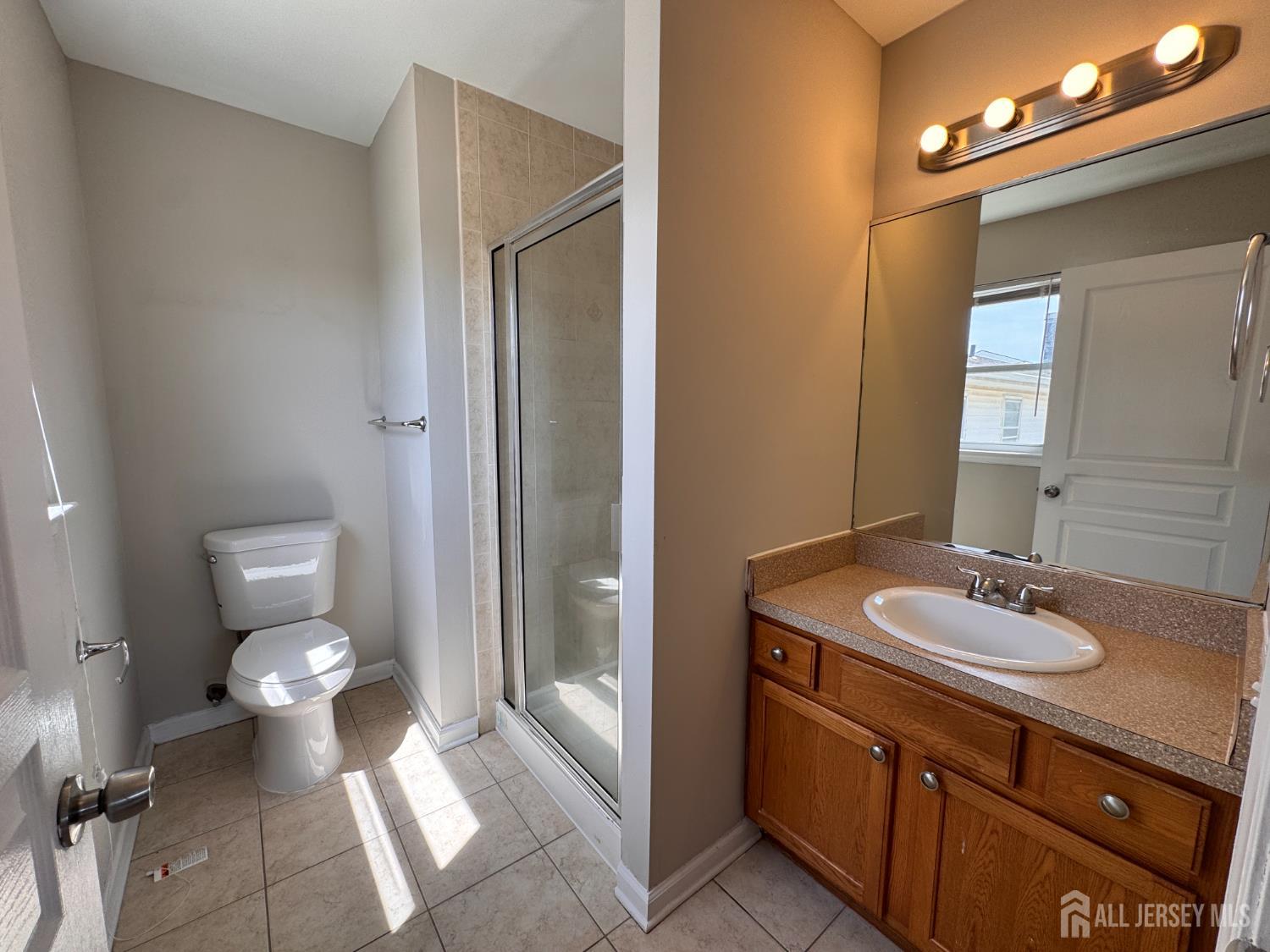 32 Mercer Street, Carteret, New Jersey image 8