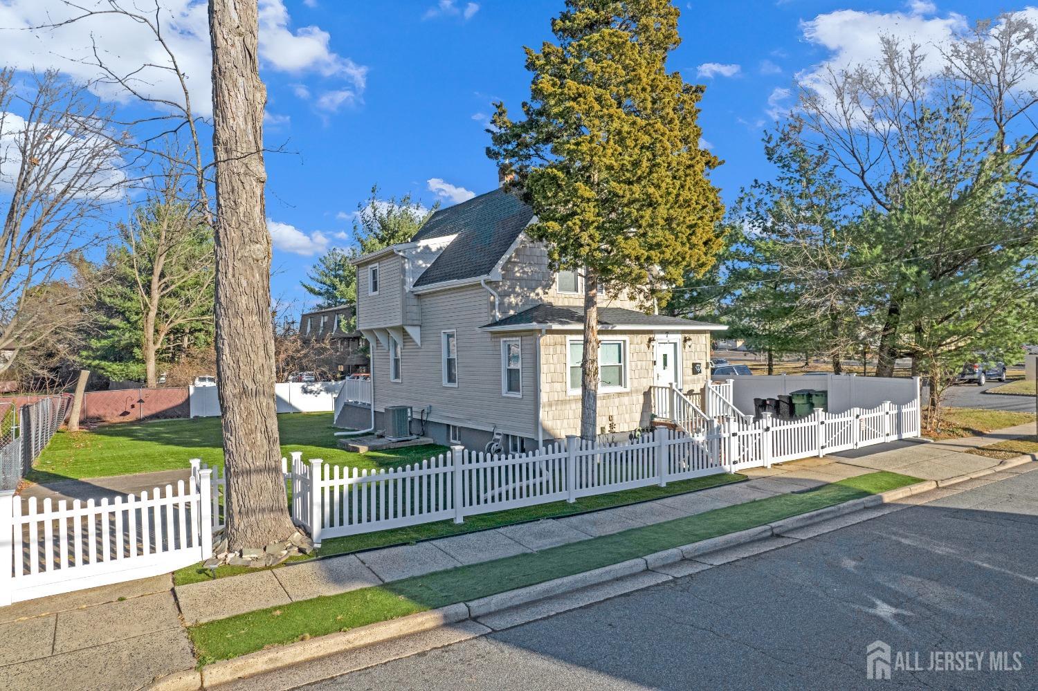 7 Sycamore Avenue, Edison, New Jersey image 3