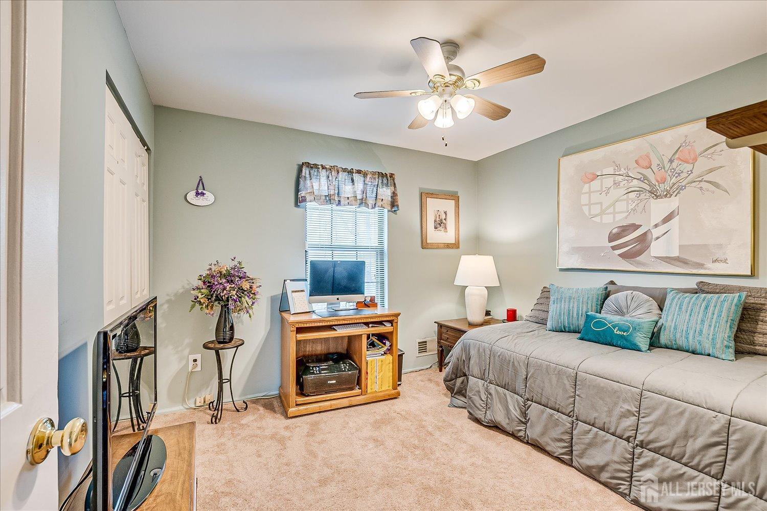 228 Perth Hill Court, Aberdeen, New Jersey image 18