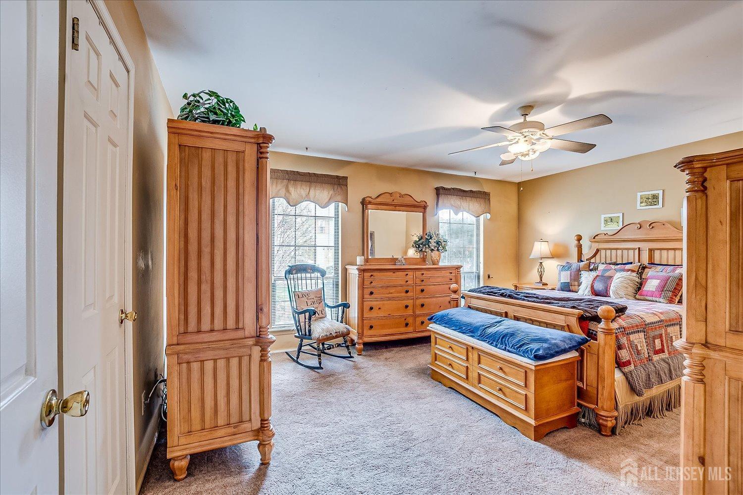 228 Perth Hill Court, Aberdeen, New Jersey image 15
