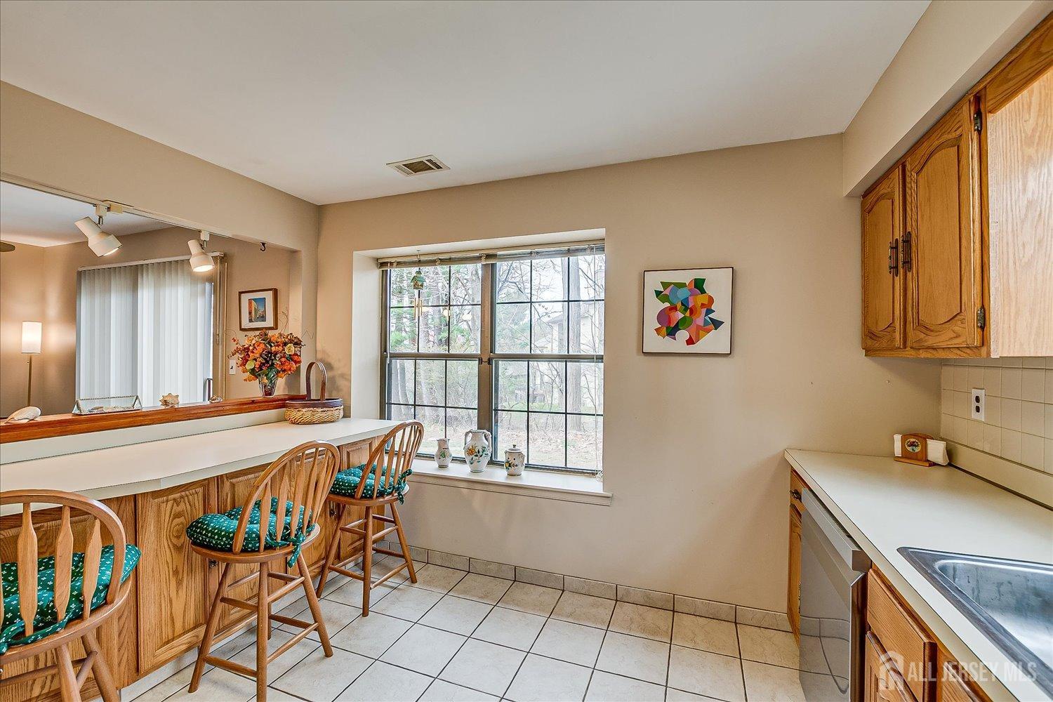 228 Perth Hill Court, Aberdeen, New Jersey image 12