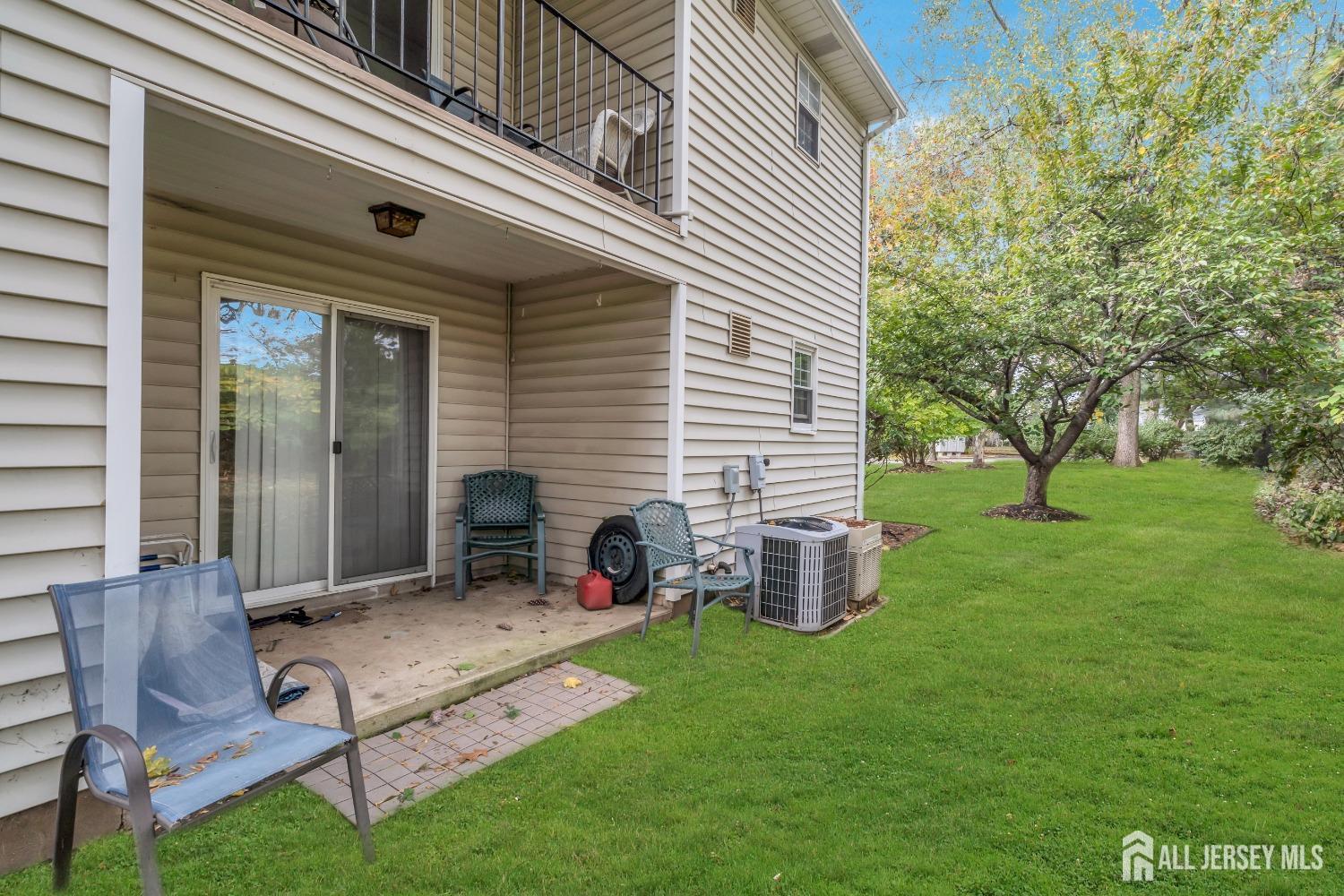 31 Hanover Square, Middlesex, New Jersey image 15