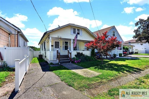 Homes For Sale - 948 Rahway Avenue<br/> Avenel, NJ 07001