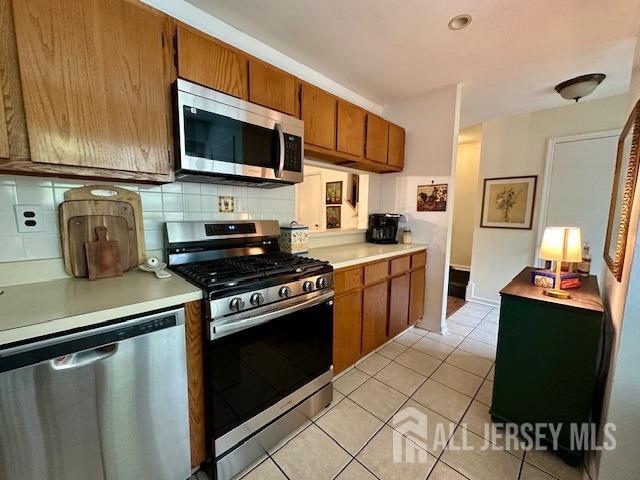 271 Constitution Circle, North Brunswick, New Jersey image 2