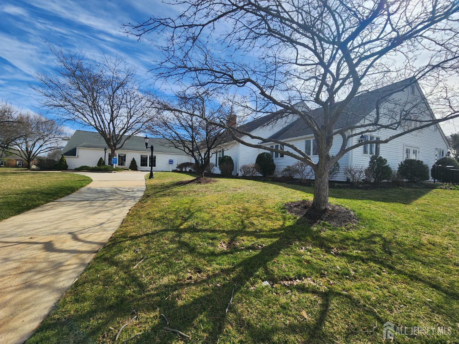 309-C Sharon Way, Monroe Township, New Jersey image 5