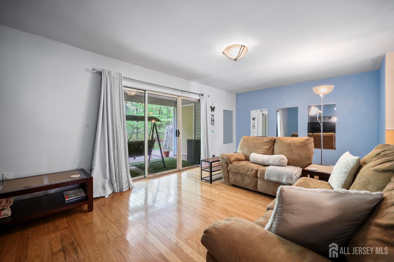 297 Constitution Circle, North Brunswick, New Jersey image 9