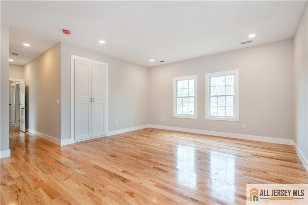 Piscataway, New Jersey, 08854, United States, 7 Bedrooms Bedrooms, ,6 BathroomsBathrooms,Residential,Active,2041679