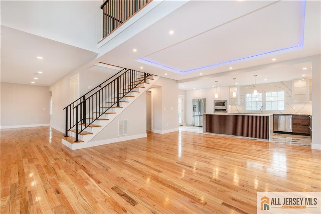 Piscataway, New Jersey, 08854, United States, 7 Bedrooms Bedrooms, ,6 BathroomsBathrooms,Residential,Active,2041679