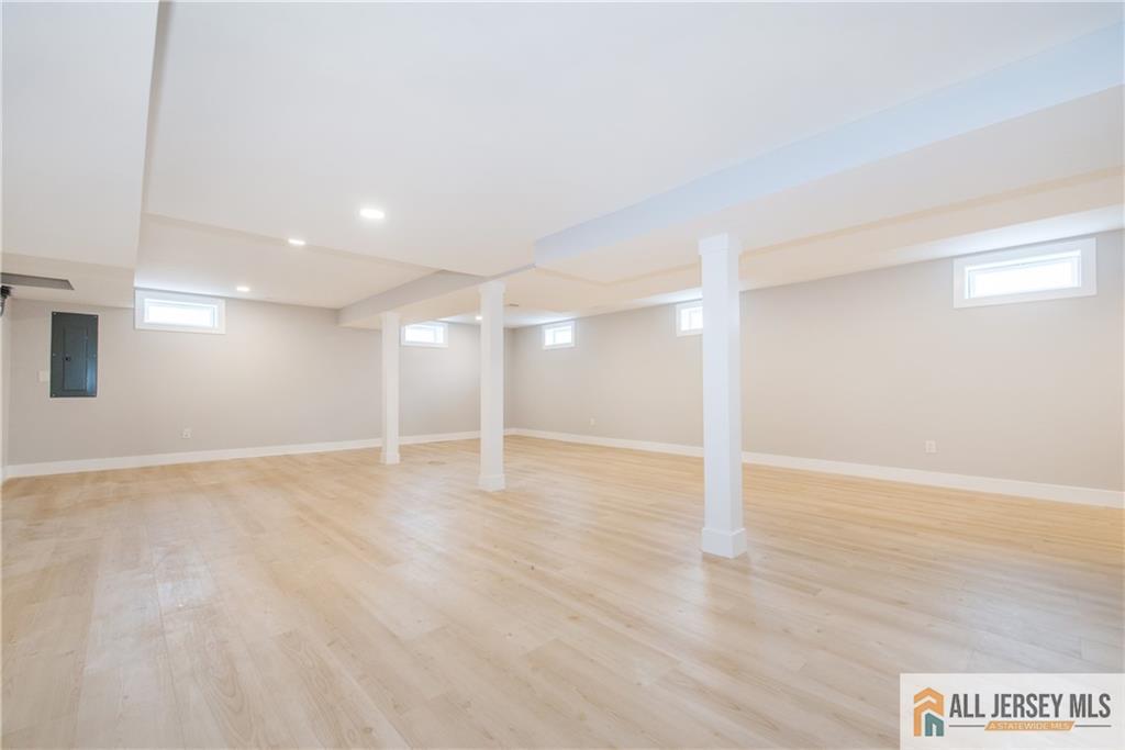 Piscataway, New Jersey, 08854, United States, 7 Bedrooms Bedrooms, ,6 BathroomsBathrooms,Residential,Active,2041679