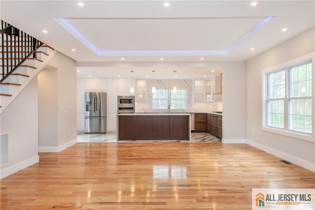 Piscataway, New Jersey, 08854, United States, 7 Bedrooms Bedrooms, ,6 BathroomsBathrooms,Residential,Active,2041679