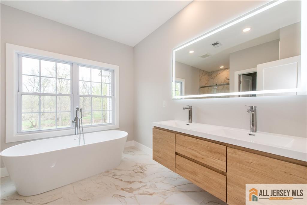 Piscataway, New Jersey, 08854, United States, 7 Bedrooms Bedrooms, ,6 BathroomsBathrooms,Residential,Active,2041679