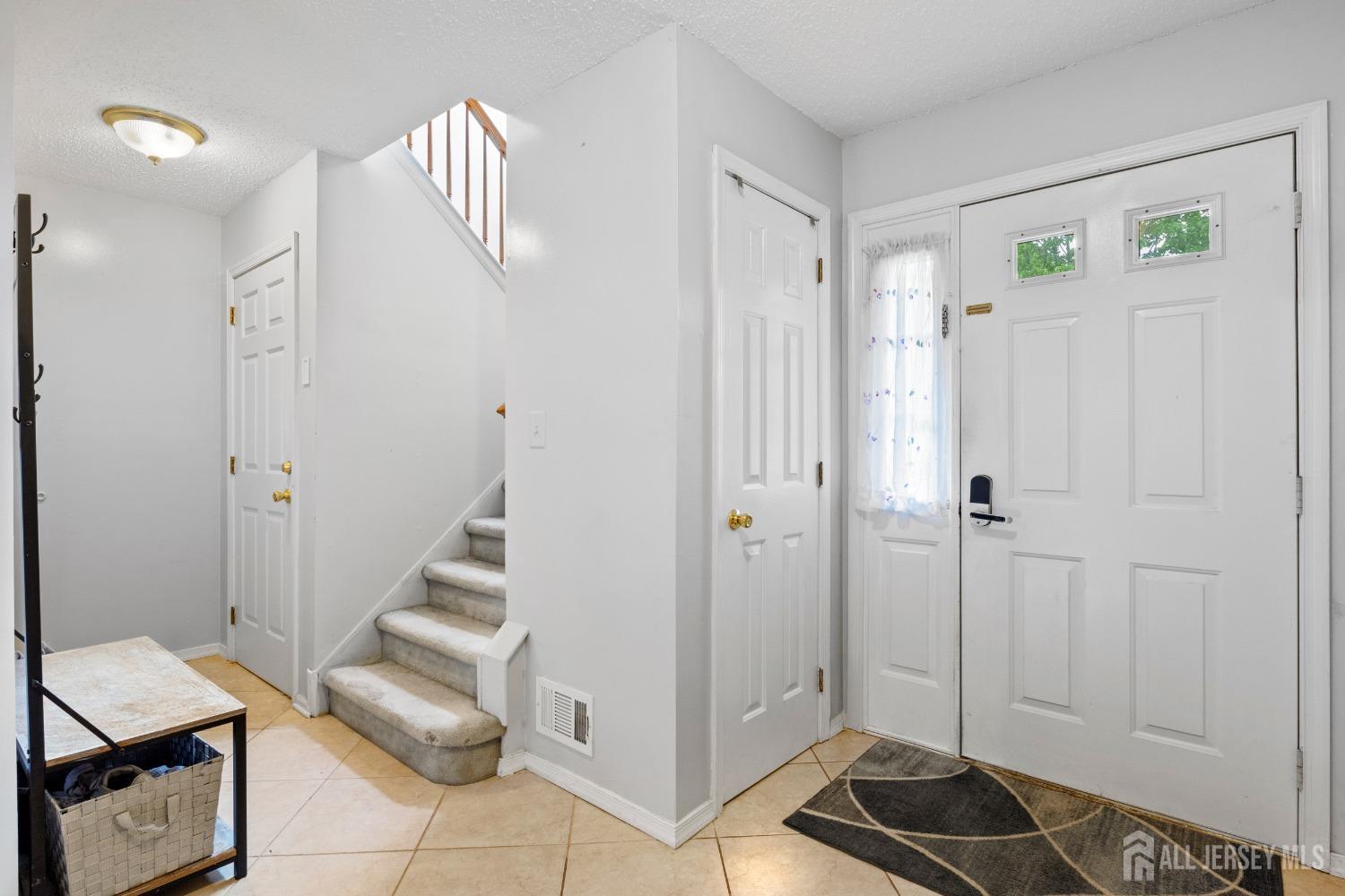 74 Kingfisher Court, Marlboro, New Jersey image 5