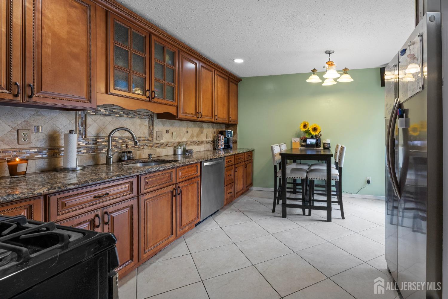 74 Kingfisher Court, Marlboro, New Jersey image 11